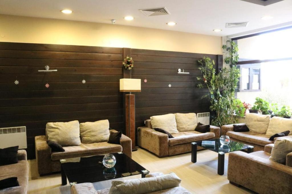 Alpine Lodge Bansko Apartments Exterior photo